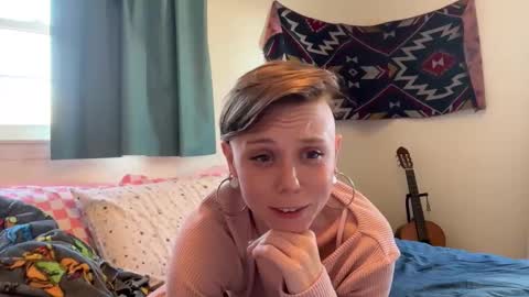 Snapshot of azeraika chatting on November 20, 5:34 pm Azerai online show from November 20, 5:34 pm