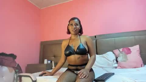 azulluna online show from May 1, 4:33 pm