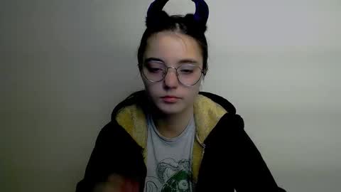 Snapshot of azumi_chan_ chatting on December 19, 5:14 am azumi_chan_ online show from December 19, 5:14 am