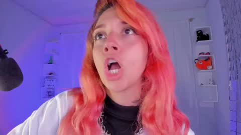 Snapshot of azumi_saan chatting on December 17, 4:01 am azumi saan online show from December 17, 4:01 am