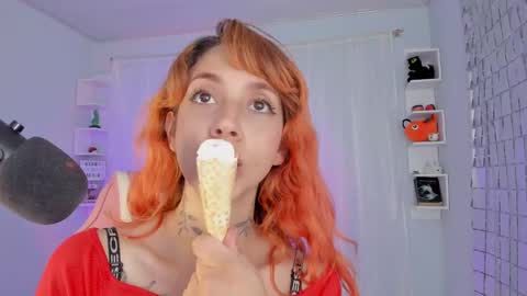 Snapshot of azumi_saan chatting on February 16, 10:21 pm azumi saan online show from February 16, 10:21 pm