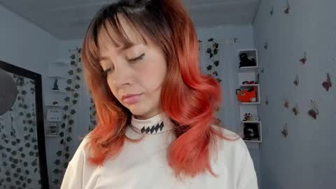 Snapshot of azumi_saan chatting on October 15, 2:11 am azumi saan online show from October 15, 2:11 am