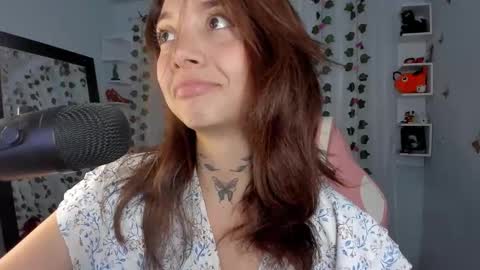 Snapshot of azumi_saan chatting on November 12, 2:56 am azumi saan online show from November 12, 2:56 am