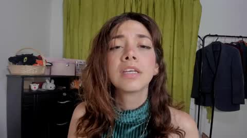 azumi saan online show from April 14, 1:44 am