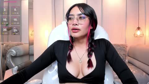 Snapshot of azurakindong chatting on December 11, 11:32 pm Azura online show from December 11, 11:32 pm