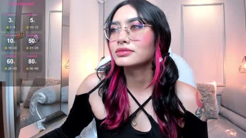 Snapshot of azurakindong chatting on December 18, 11:51 pm Azura online show from December 18, 11:51 pm