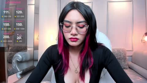 Snapshot of azurakindong chatting on January 2, 7:18 pm Azura online show from January 2, 7:18 pm