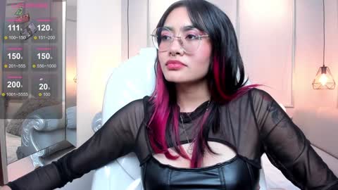 Snapshot of azurakindong chatting on January 10, 1:32 am Azura online show from January 10, 1:32 am