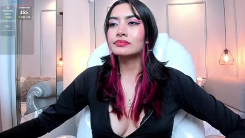 Snapshot of azurakindong chatting on January 31, 1:54 am Azura online show from January 31, 1:54 am