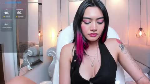 Snapshot of azurakindong chatting on February 25, 10:18 pm Azura online show from February 25, 10:18 pm