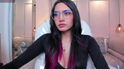 Snapshot of azurakindong chatting on October 6, 7:22 pm Azura online show from October 6, 7:22 pm