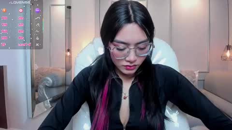 Snapshot of azurakindong chatting on October 8, 7:22 pm Azura online show from October 8, 7:22 pm