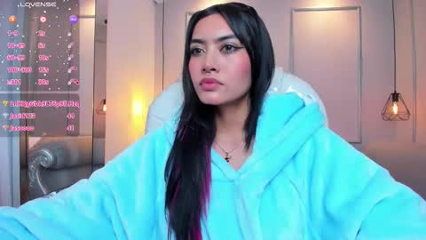 Snapshot of azurakindong chatting on October 17, 8:11 pm Azura online show from October 17, 8:11 pm