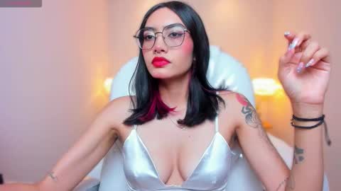 Azura online show from March 18, 7:17 pm