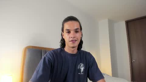 Snapshot of b0yberry chatting on August 2, 12:31 am b0yberry online show from August 2, 12:31 am