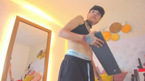 Anny online show from November 13, 4:22 am