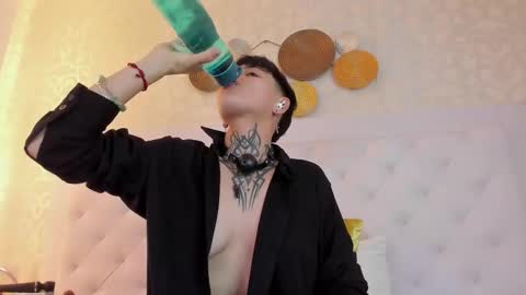 Anny online show from February 7, 3:43 am