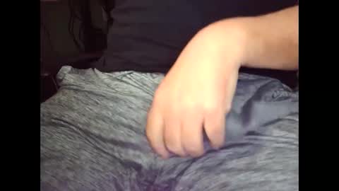 Snapshot of b_not_b chatting on October 14, 4:19 pm b_not_b online show from October 14, 4:19 pm