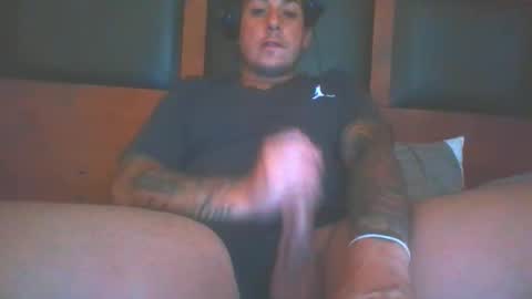 baadddboooy69 online show from March 26, 4:45 pm