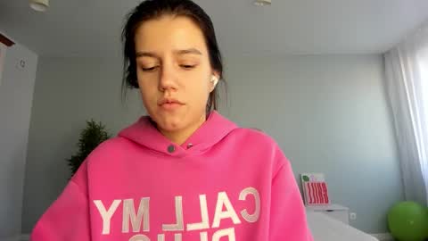 Monica online show from September 20, 12:44 am