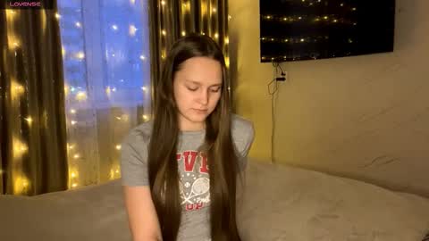 Anny Simpson online show from December 18, 10:10 am