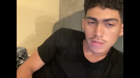 Snapshot of babelogan chatting on February 16, 9:11 pm babelogan online show from February 16, 9:11 pm