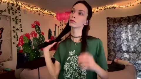 Snapshot of babiifern chatting on January 10, 1:31 pm Fern Browning online show from January 10, 1:31 pm