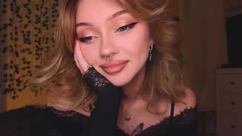 Snapshot of baby_adele chatting on January 30, 6:00 pm bb adele online show from January 30, 6:00 pm