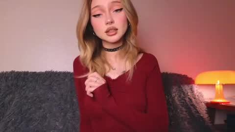 Snapshot of baby_adele chatting on September 8, 5:45 pm bb adele online show from September 8, 5:45 pm