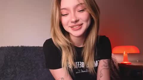 Snapshot of baby_adele chatting on September 9, 5:01 pm bb adele online show from September 9, 5:01 pm