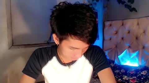 Snapshot of baby_aries69 chatting on February 10, 5:17 pm your Baby Aries69 online show from February 10, 5:17 pm