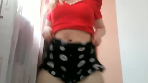 Baby Blonde online show from March 29, 9:20 am