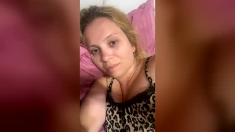 Snapshot of baby_blondee chatting on July 13, 7:16 pm Baby Blonde online show from July 13, 7:16 pm