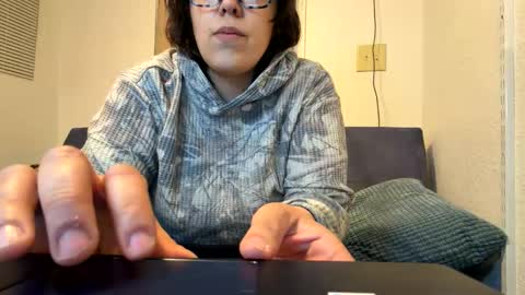 blue online show from March 30, 6:58 am