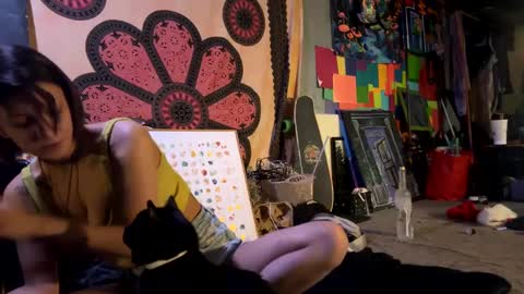 Snapshot of baby_buddha chatting on January 12, 12:12 pm baby buddha online show from January 12, 12:12 pm