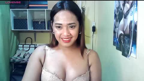 cassandra online show from January 3, 3:49 am