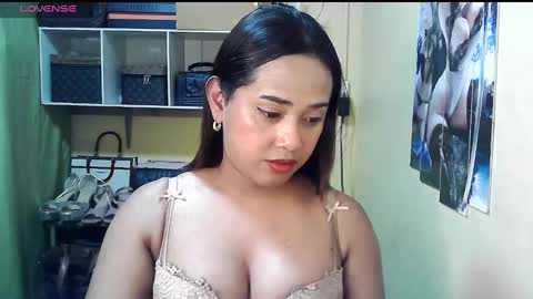 cassandra online show from January 6, 8:24 am