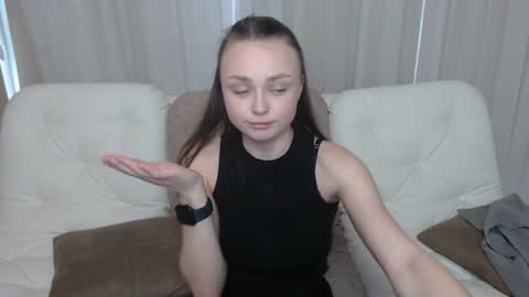 Snapshot of baby_emmaa chatting on January 27, 10:38 am Baby emmaa online show from January 27, 10:38 am