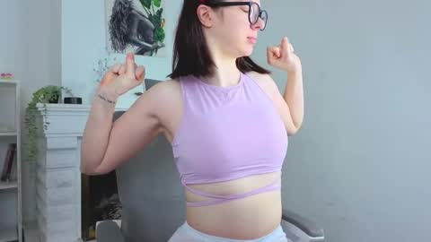 Evalena maybe just Eva online show from March 19, 5:11 am