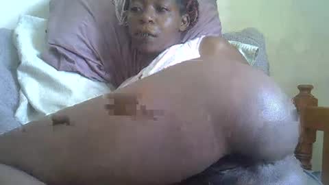 baby_facii online show from January 11, 8:00 am