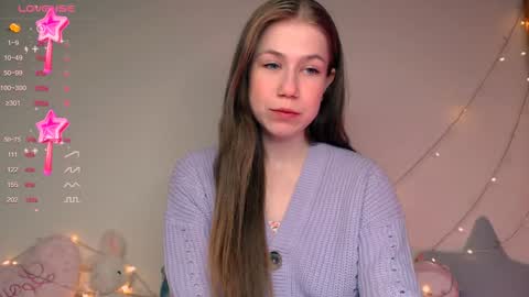 Snapshot of baby_girl_0001 chatting on December 20, 12:30 am Kira online show from December 20, 12:30 am