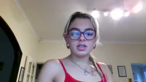 baby_girls2224 online show from February 3, 9:14 am