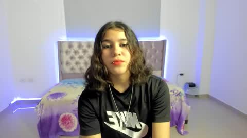 Snapshot of baby_glow01 chatting on October 9, 2:04 pm baby_glow01 online show from October 9, 2:04 pm