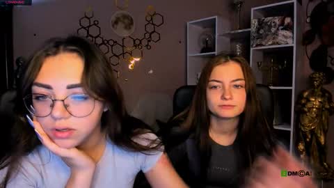 baby online show from November 18, 7:35 am