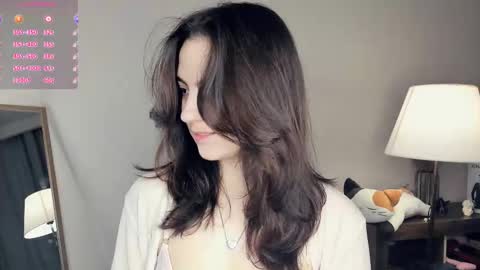 Emily online show from December 16, 7:02 am