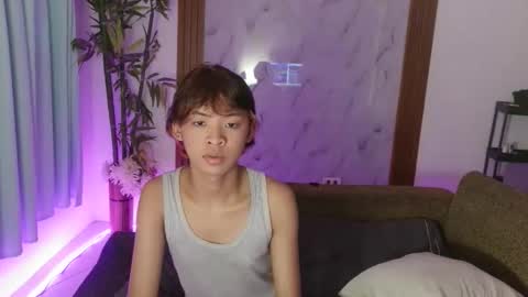 baby_kel online show from April 30, 6:47 pm