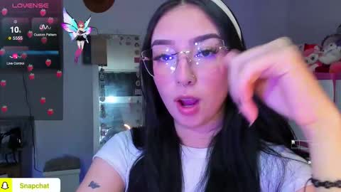 lily online show from November 20, 3:01 pm