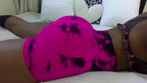 Snapshot of baby_lucky35865 chatting on May 18, 3:57 am needoh online show from May 18, 3:57 am