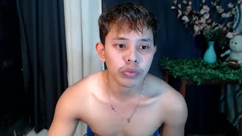 Max online show from March 15, 7:58 am