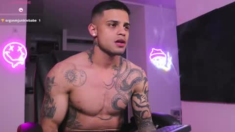 baby_rausch online show from February 11, 6:19 am